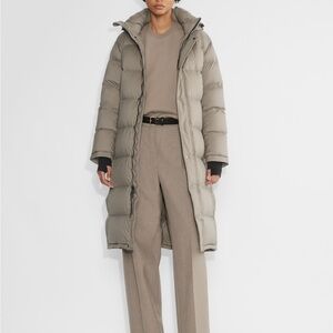 Aritzia The Super Puff™ Long - cliMATTE™, Modern Taupe, Size Small, LIKE NEW